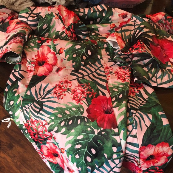 Flower windbreaker T&C - Picture 2 of 2